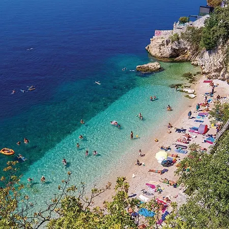 Διαμέρισμα 2 Bedroom Beautiful In